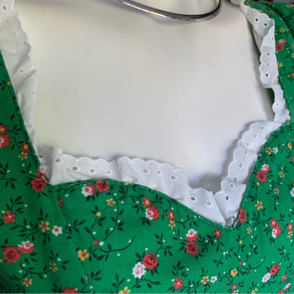 v i n t a g e :: Whimsical Handmade Floral Cottagecore Milkmaid Dress - Picture 14 of 16